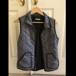 HERRINGBONE VEST